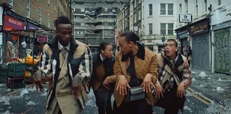 burberry advert singing in the rain|Burberry Christmas advert: Singing In The Rain.